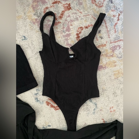 Womens Bundle Hoodie Bodysuit & Crop Halter - Picture 3 of 9